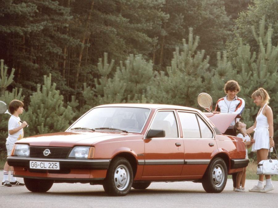  Opel Ascona 4-Door 1981 года  (фото 5 из 18)